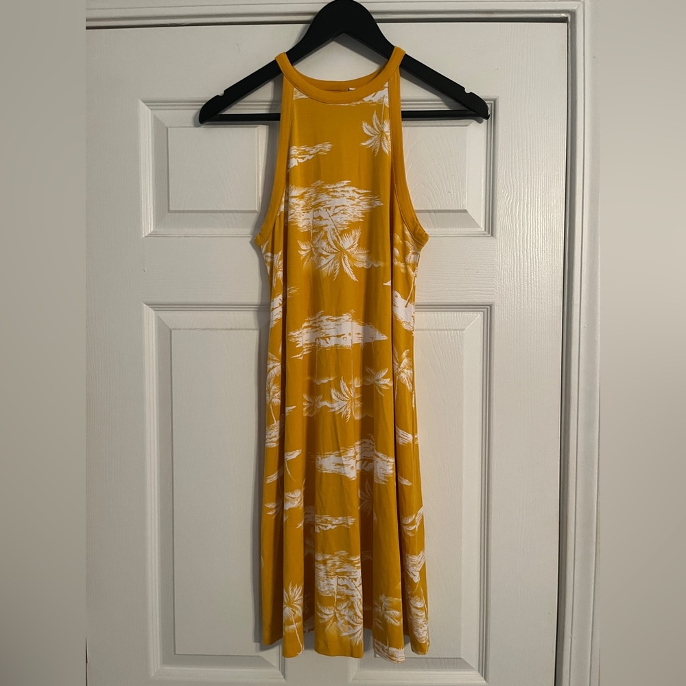 🐠Old Navy Women’s Sleeveless Dress. XS. Palm Trees. Vacation Wear. Soft NWT.